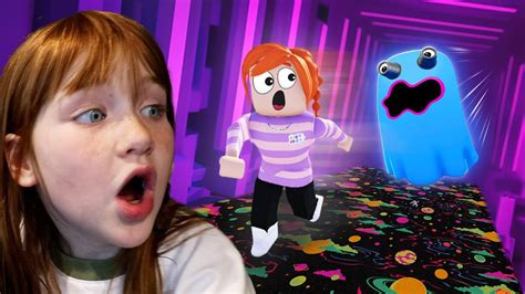 RAiNBOW GHOST RUN Roblox Game OFFiCiAL TRAiLER! Adley Niko & Shonduras ...