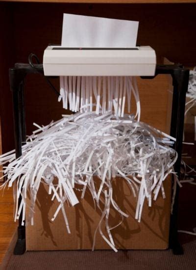 10 Reasons People Hate Their Office Shredder | Blue-Pencil