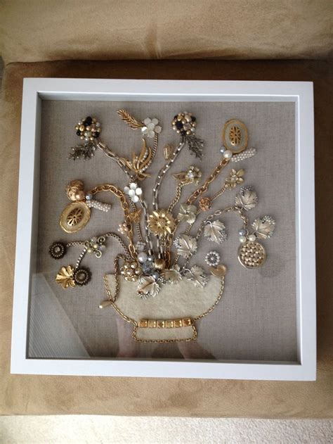 Cute and Creative Shadow Box Ideas Vintage Jewelry Display, Vintage ...