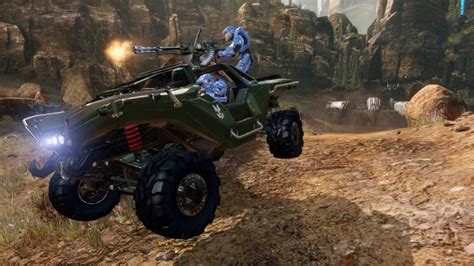 What It Was Like To Launch Halo 2 - Game Informer