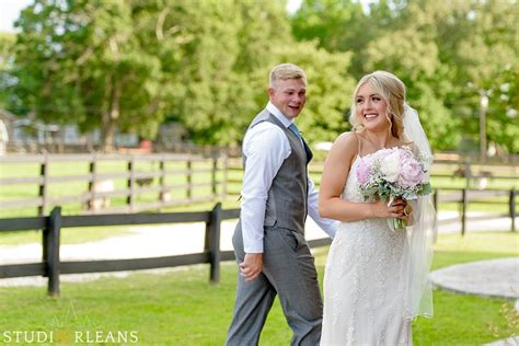 Berry Barn Wedding | New Orleans Photographers