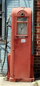 17 Best images about Old Gas Pumps & Gas Stations on Pinterest ...