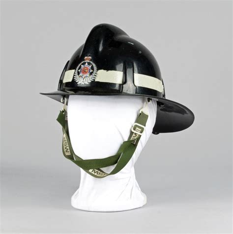 Uniform Helmet [Firefighter] - Museum of Transport and Technology, New ...