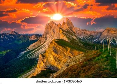 Seceda Peak Sunset Italy Stock Photo 1708188496 | Shutterstock