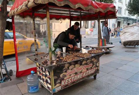 Istanbul Street Food Guide: 20 Tastiest Street Foods To Eat In Turkey