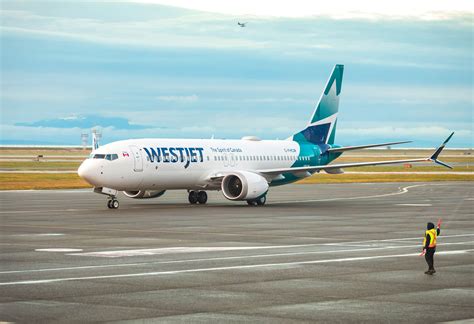 Boeing 737 MAX : premiers vols WestJet et certification cette semaine ...