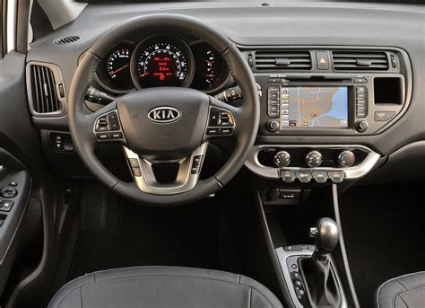 APRESENTAÇÃO: Novo Kia Rio com versão diesel 1.1 - COCKPIT AUTOMÓVEL