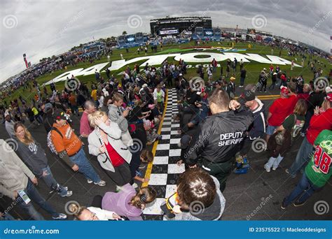 NASCAR: Fans Sign Daytona Start Finish Line Editorial Photography ...