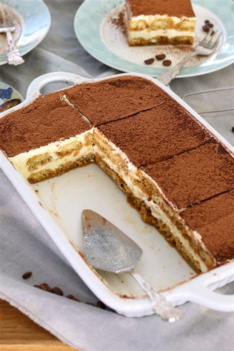 How to makeEasy Tiramisu Recipe in less than 15 minutes - Foxy Folksy | Ricetta | Dolci, Dolci ...