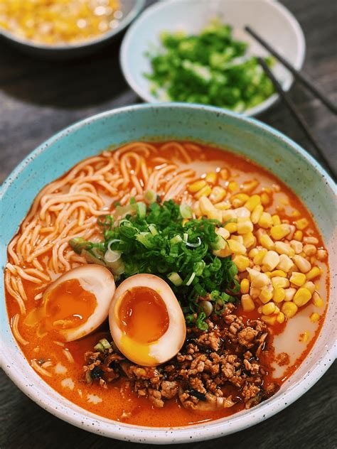 Creamy Miso Ramen (20 Minutes ONLY!) - Tiffy Cooks