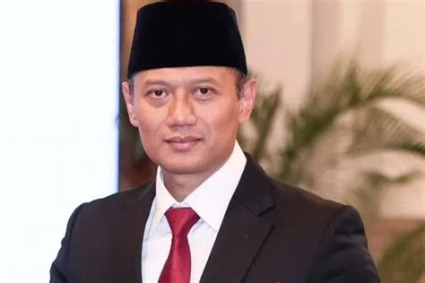 Resmi Dilantik Hari Ini, Berikut Profil Menteri ATR BPN Baru Agus Harimurti Yudhoyono - Medianekita