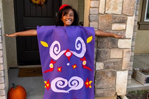 No-Sew Costume – Aladdin Magic Carpet – ChanteaMcIntyre.com