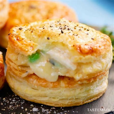 Mini Chicken Pot Pie Biscuits