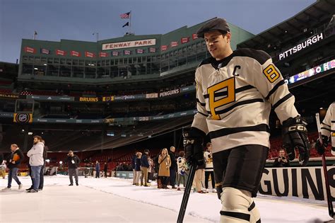 Bruins vs. Penguins Winter Classic 2023 prediction, odds