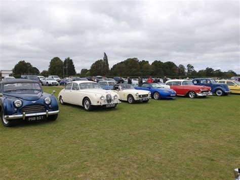 Headcorn Aerodrome classic car meetings - Car Events