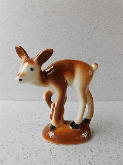 Sweet Vintage Ceramic Deer Figurine Brown and White Deer | Etsy | Animal figurines, Vintage ...