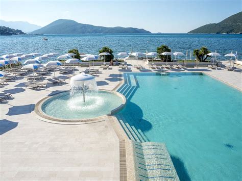 Palmon Bay Hotel and Spa in Herceg Novi, Montenegro | Holidays from £241 pp | loveholidays