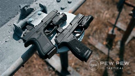 Glock 19 vs. Sig Sauer P365 XMacro Comp: Best Compact CCW? | LaptrinhX ...