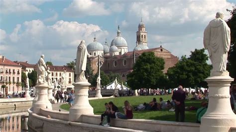 University of Padua | Acceptance Rate, Ranking, Fees, UNIPD | Italy