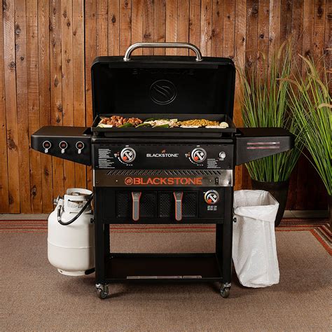 Blackstone 28 in Griddle Station and Air Fryer Combo with Hood | Academy