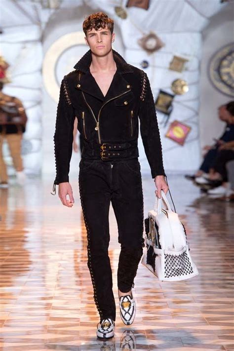 VERSACE US | High Fashion Luxury Clothing & Accessories | Men fashion ...