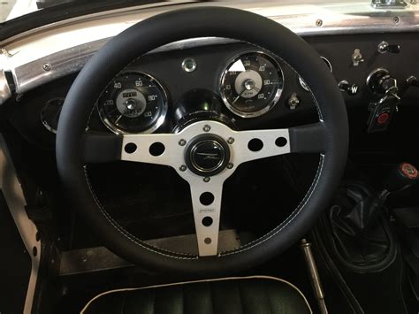 Austin Healey Bugeye Sprite removable steering wheel and adaptor kit