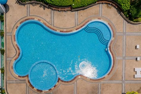 Welcome to the Diverse World of Inground Pool Shapes | Rideau Pools Blog