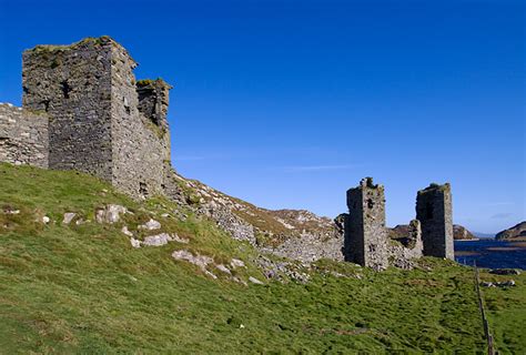 Castles of Munster: Dunlough or Three... © Mike Searle cc-by-sa/2.0 ...