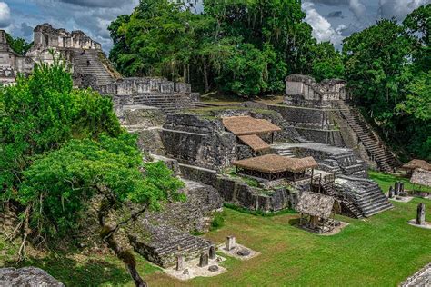 Your Best Guide to Visiting Tikal, Guatemala/ All You Need to Know ...