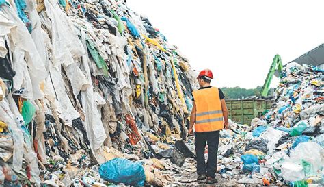 Landfill fashion: the fashion industry’s biggest secret