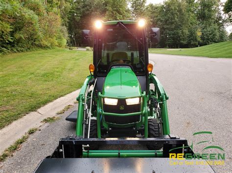 2018 John Deere 1025R Sub Compact Tractor & Attachments Package ...