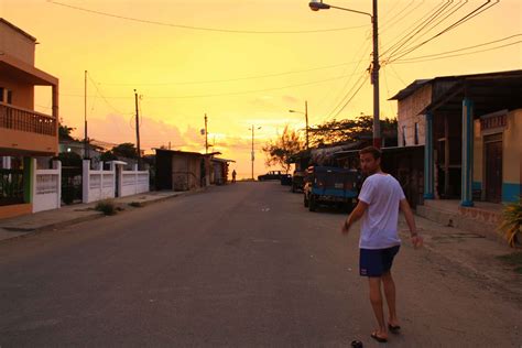 The Montañita Surf Guide: Surf's up in Ecuador - Mokum Surf Club