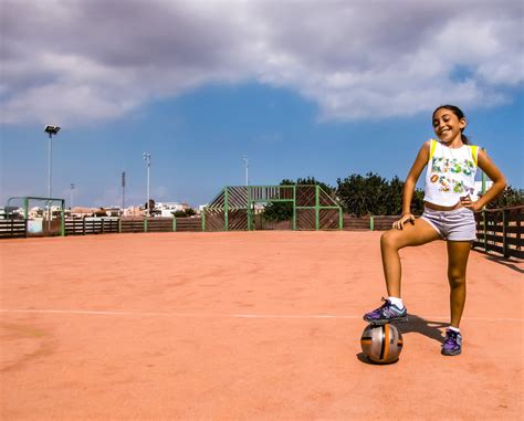 Bend It Like Poonam: Teen Girls Challenge India’s Patriarchy on the Football Field · Global Voices