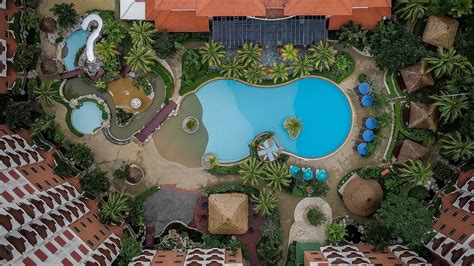 The Holiday Inn Resort, Batam - Debashis Talukdar