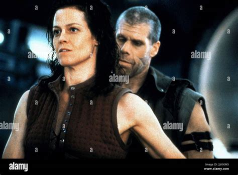 Sigourney Weaver & Ron Perlman Film: Alien: Resurrection ; Alien 4 (USA ...