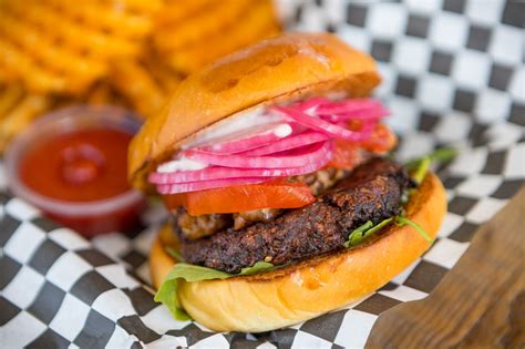 The 25 Best Burgers In LA - Los Angeles - The Infatuation