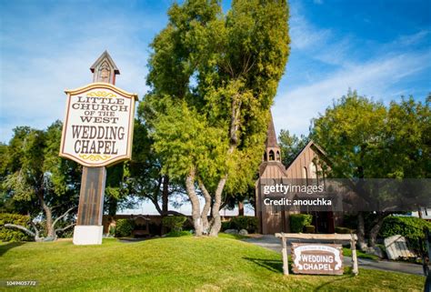 Little Church Of The West Wedding Chapel On Las Vegas Boulevard High ...