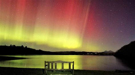 Northern lights: Aurora seen across UK in spectacular display