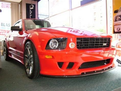 2006 Ford Mustang Data, Info and Specs | GTCarLot.com