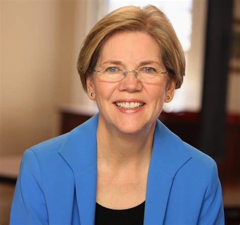 Pictures of Beautiful Women: U.S. Senator Elizabeth Warren (D-MA)