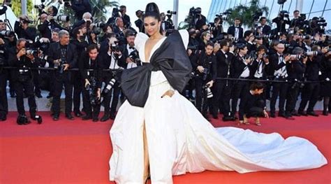 Deepika Padukone turns heads at Cannes Film Festival | Bollywood News ...