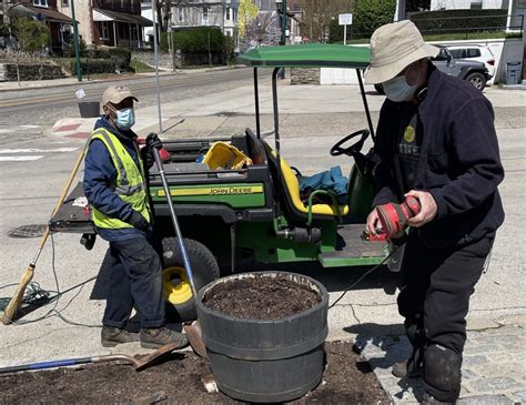 The Chestnut Hill Garden District Fund: We Flower the Avenue