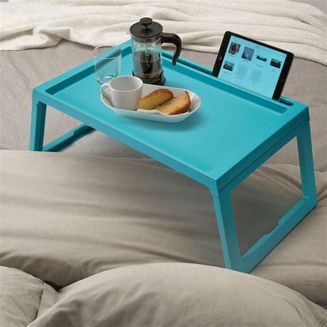 KLIPSK Bed tray - turquoise - IKEA | 침대 트레이, 제품, 플라스틱