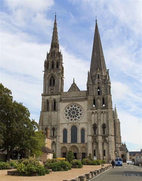 Chartres Cathedral, Chartres, France ... Pyramid Building, Church Building, Cathedral Church ...