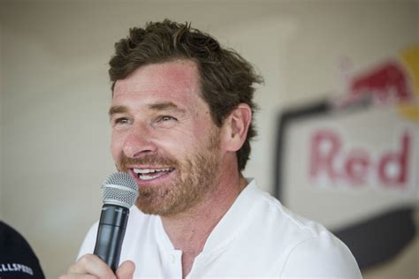 Villas-Boas commits himself to racing - myKhel