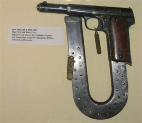 Strange and Unusual Guns (20 pics)