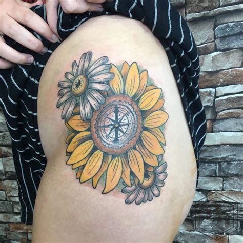 Latest Daisies Tattoos | Find Daisies Tattoos