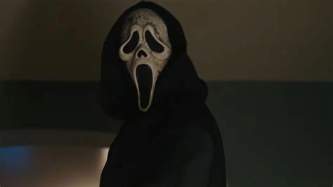 Billy loomis ghostface mask - YouTube