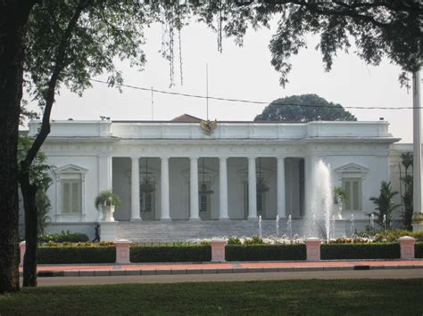 Foto Istana Indonesia, Negara, Bogor, Tampak Siring, Merdeka, Cipanas - Bagian Pemerintahan Kota ...