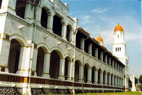 Lawang Sewu - Semarang Attractions in Central Java - Touristnesia Find Nice Place In The World